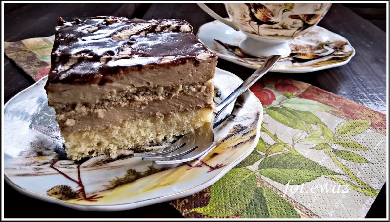 Cappuccino ( ciasto ) Cappuccino ( ciasto )