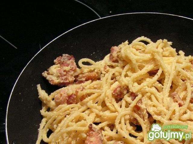 Carbonara 100% włoski przepis  Carbonara 100% włoski przepis