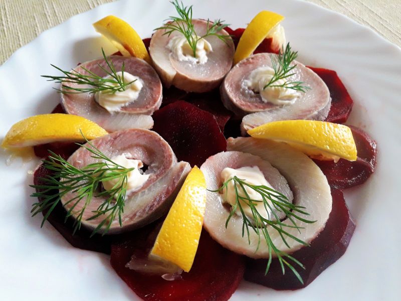 Carpaccio śledziowe 