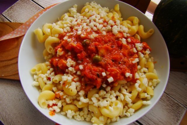 Cavatappi z pomidorowym sosem 