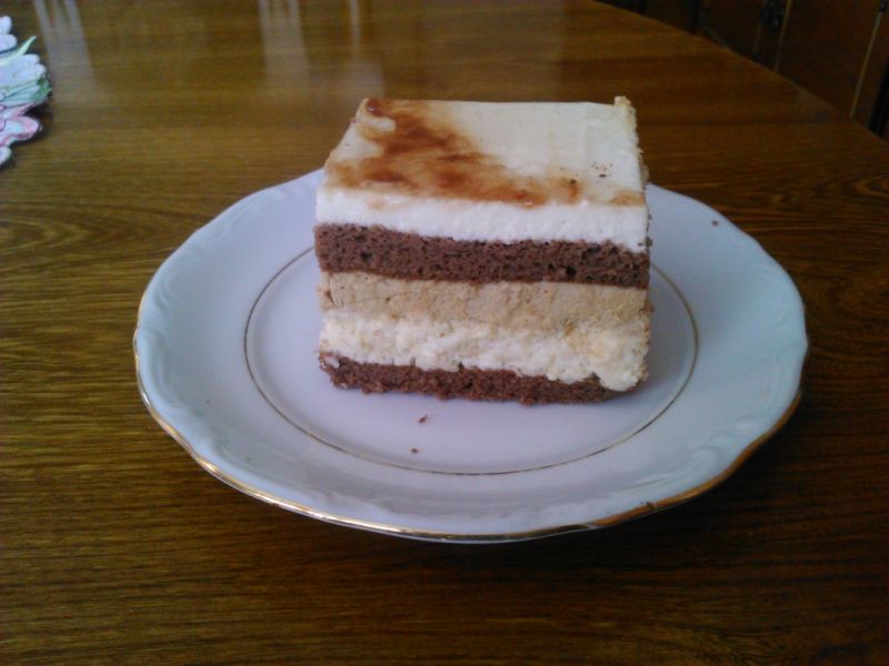 Chałwowo czekoladowe ciasto Chałwowo czekoladowe ciasto