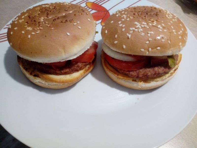 Cheesburgery z oscypkiem