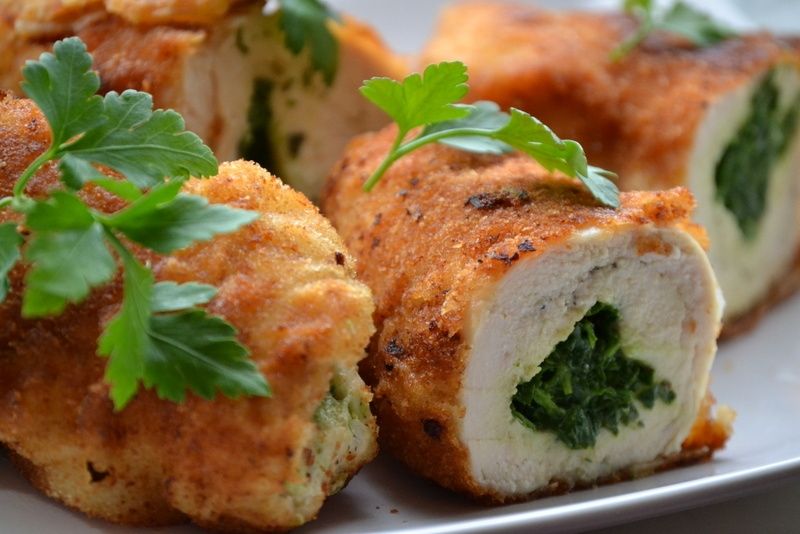 Chicken kiev czyli roladki z masłem pietruszkowym