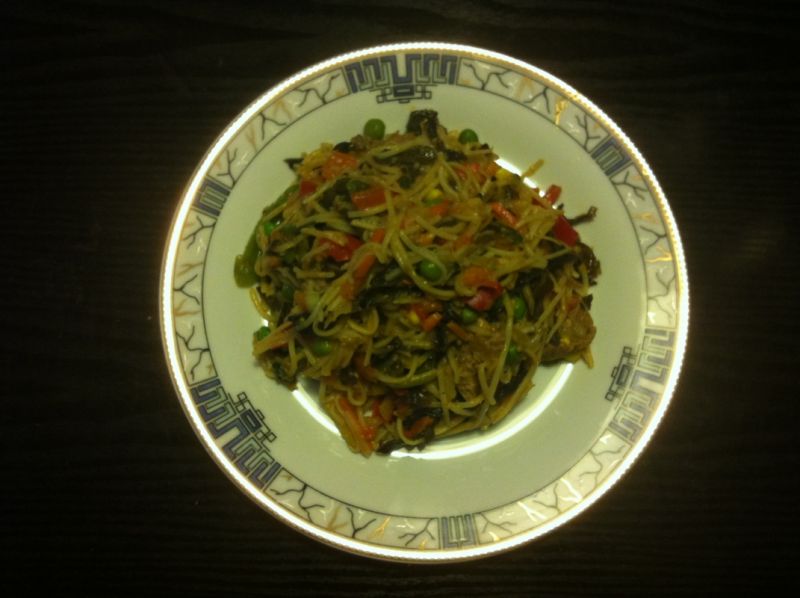 Chińska potrawka z makaronem