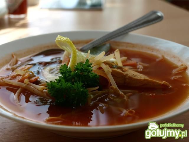 Chińska zupa rybna