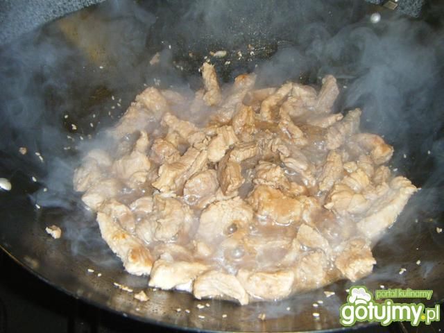 Chinski wok z sosem ostrygowym Chinski wok z sosem ostrygowym