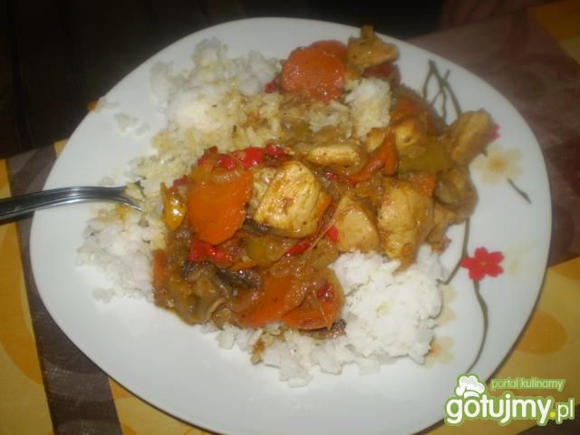 Chińszczyzna z piersią z kurczaka