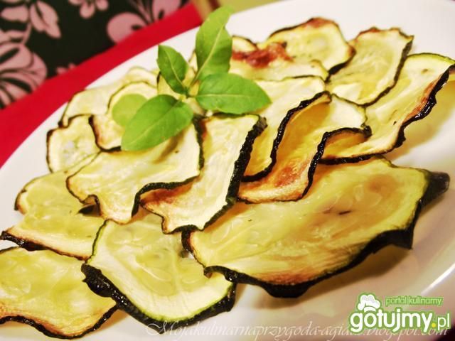 Chipsy z cukinii Chipsy z cukinii