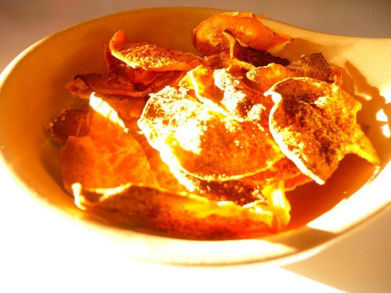 Chipsy z czerwonego ziemniaka