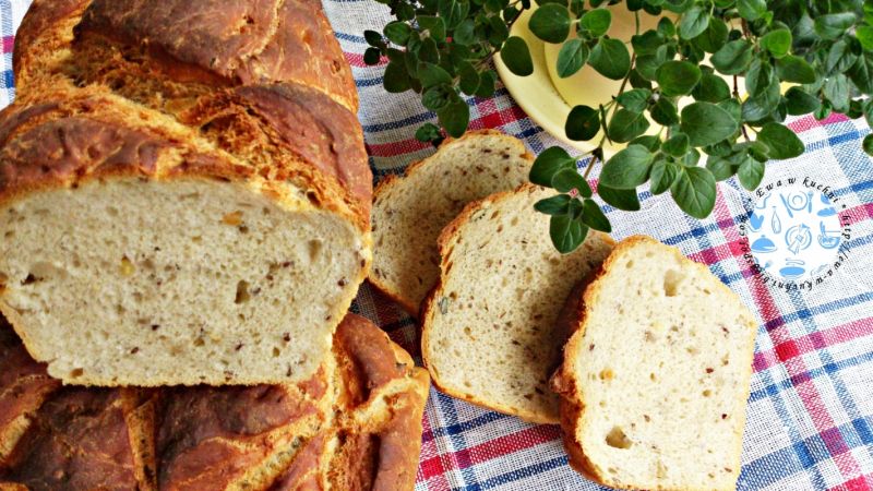 Chleb baltonowski z ziarnami