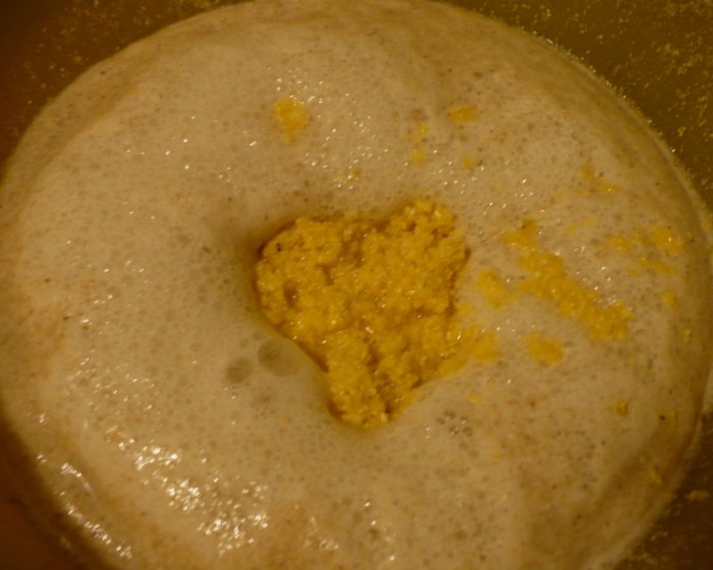Chleb bezglutenowy ryżowo - gryczany z polentą