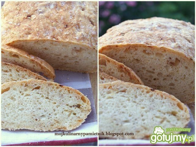 Chleb cebulowy z serem  