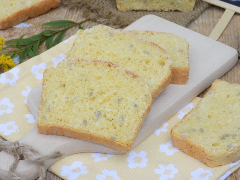 Chleb kukurydziany z pestkami słonecznika Chleb kukurydziany z pestkami słonecznika