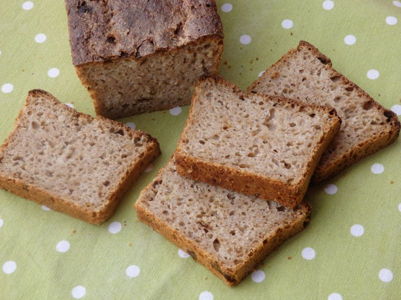 Chleb mieszany z cebulką