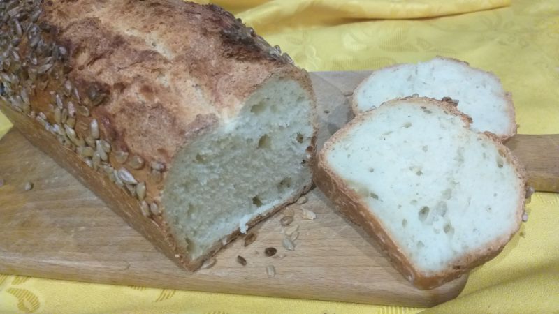 Chleb na suchych drożdżach Chleb na suchych drożdżach
