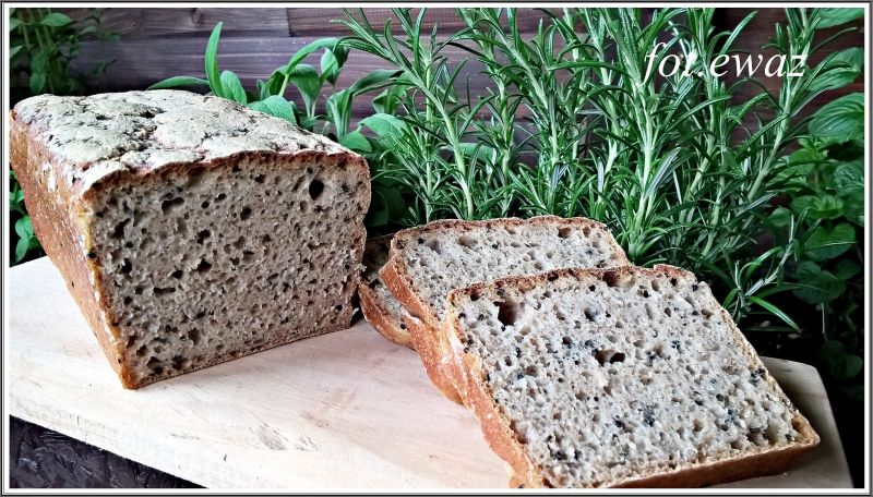 Chleb na zakwasie z czarnuszką Chleb na zakwasie z czarnuszką