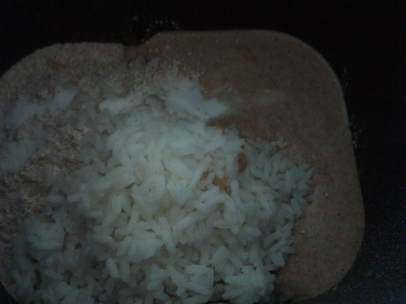 Chleb na zakwasie z ryżem