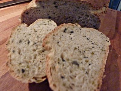 Chleb Oliwkowy idealny do serów