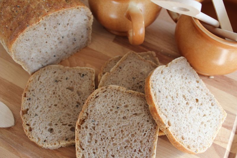 Chleb orkiszowy z kaszą gryczaną na zakwasie