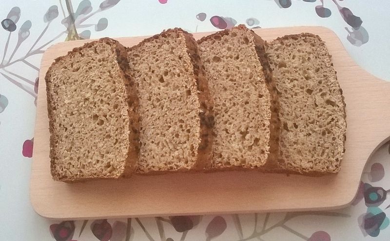 Chleb orkiszowy z płatkami jaglanymi Chleb orkiszowy z płatkami jaglanymi