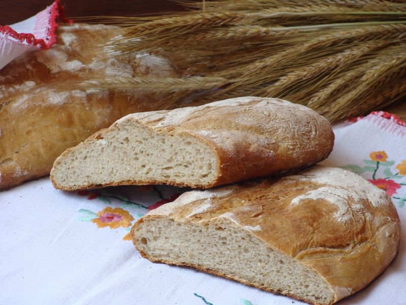 Chleb pełnoziarnisty Chleb pełnoziarnisty