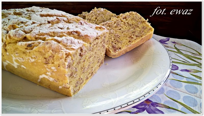 Chleb pszenno - kukurydziany z płatkami żytnimi  Chleb pszenno - kukurydziany z płatkami żytnimi