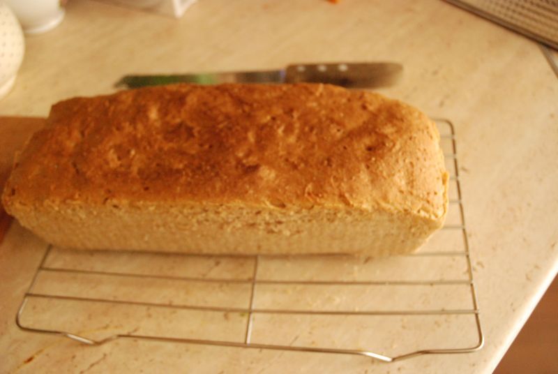 Chleb pszenno- orkiszowy na zakwasie i drożdżach