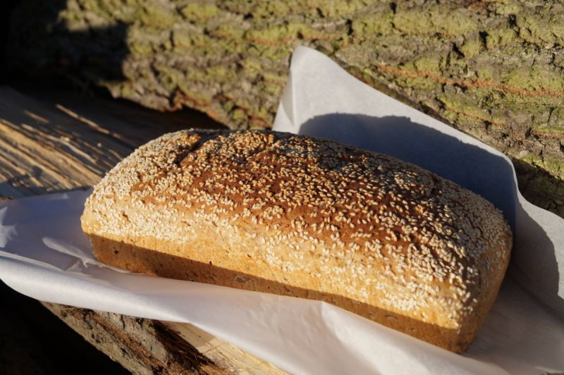 Chleb pszenno-orkiszowy z jaglanką