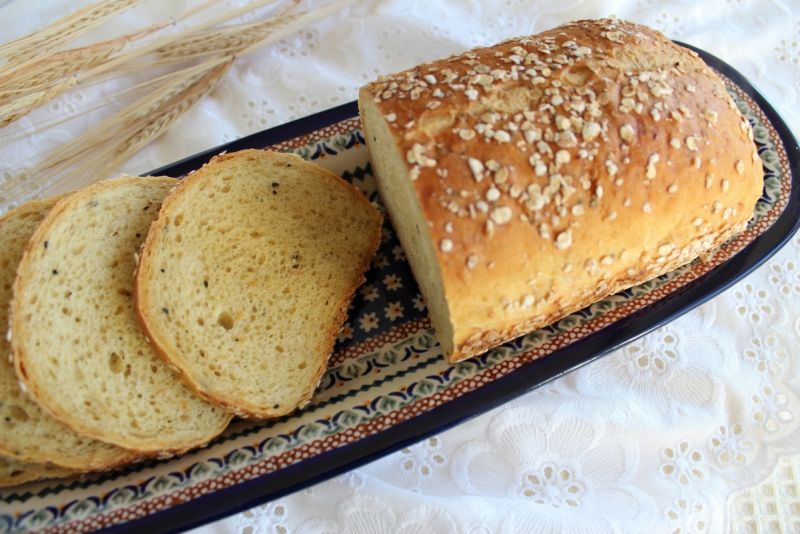 Chleb pszenno - żytni z czarnuszką Chleb pszenno - żytni z czarnuszką