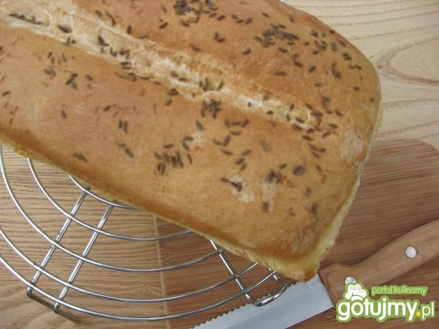 Chleb pszenny drożdżowy z kminkiem 