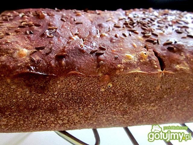 Chleb pszenny razowy na zakwasie żytnim