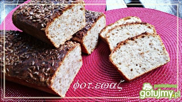 Chleb słonecznikowy z prażoną cebulką 