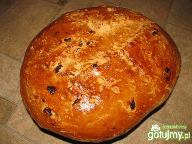 Chleb z dodatkiem śliwek