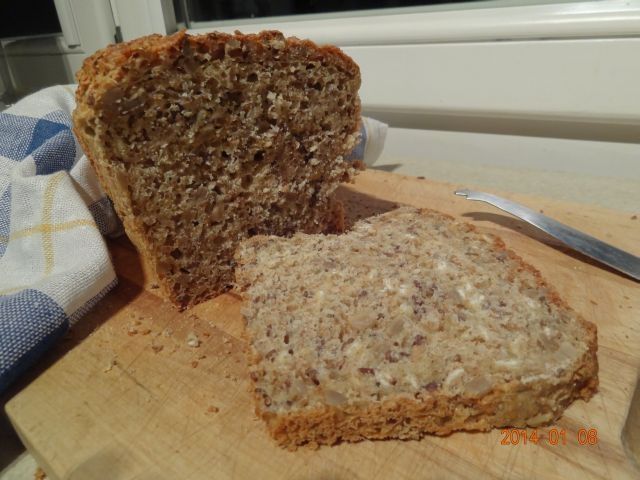 Chleb z jajkiem Chleb z jajkiem