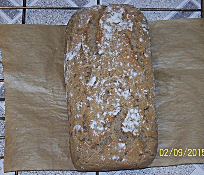 Chleb z kaszą jęczmienną na zakwasie