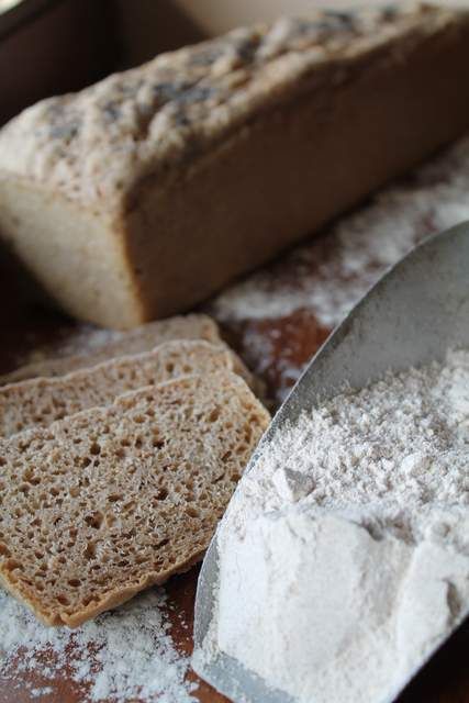 Chleb z orkiszem i zarodkami pszenicy  Chleb z orkiszem i zarodkami pszenicy