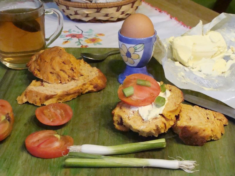 Chleb z pomidorami  Chleb z pomidorami