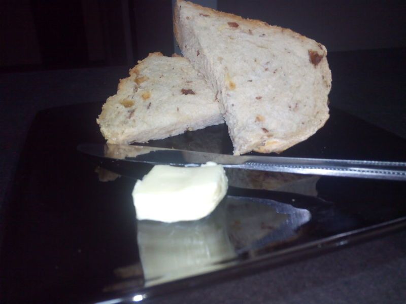 Chleb z rodzynkami z maszyny do chleba  Chleb z rodzynkami z maszyny do chleba