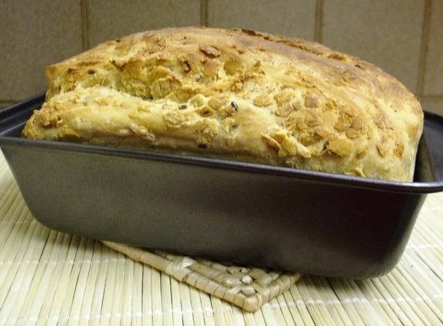 Chleb z siemieniem lnianym - prosty Chleb z siemieniem lnianym - prosty