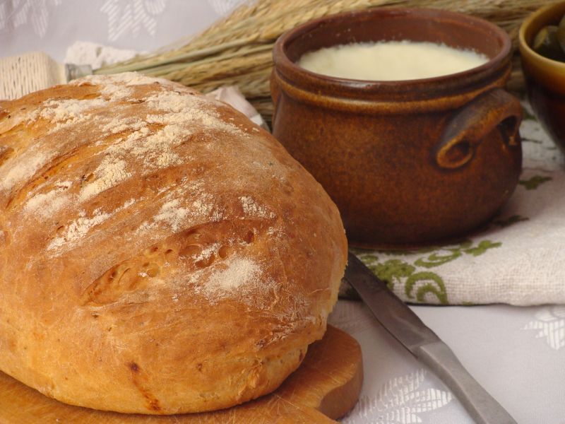 Chleb z suszonymi pomidorami