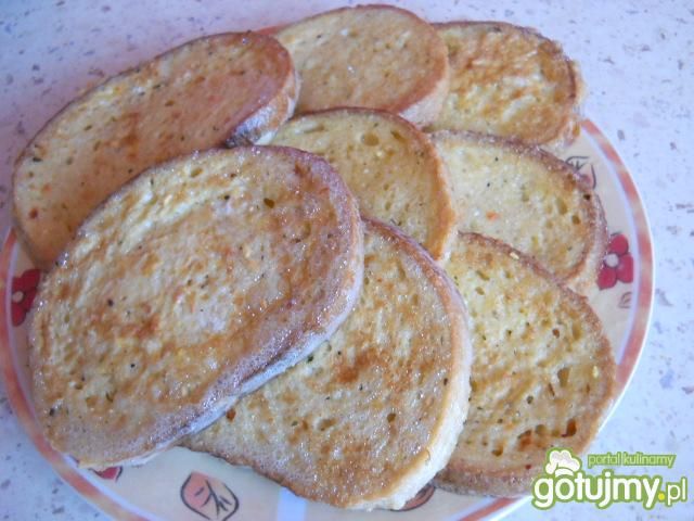 Chleb  zapiekany w jajku  Chleb  zapiekany w jajku