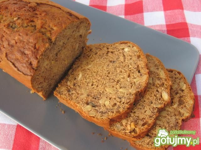 Chlebek bananowy z migdałami