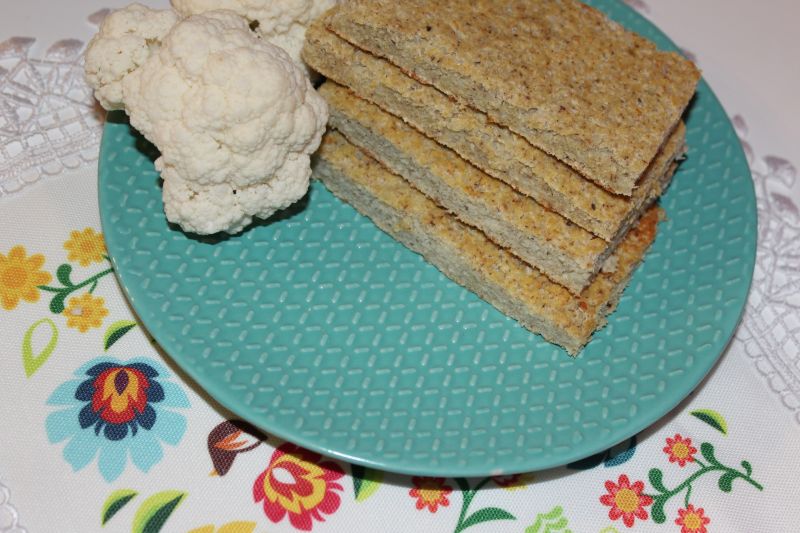 Chlebek kalafiorowo-kokosowy