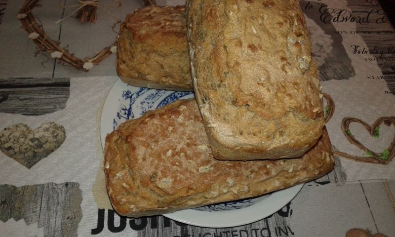 Chlebek na rozwodnionym piwie Chlebek na rozwodnionym piwie