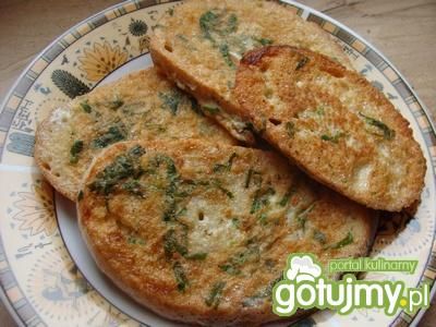 Chlebek smażony w ziołach Chlebek smażony w ziołach