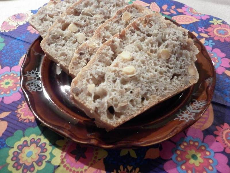 Chlebek sojowo - słonecznikowy Chlebek sojowo - słonecznikowy