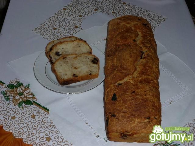 Chlebek swojski ze śliwką