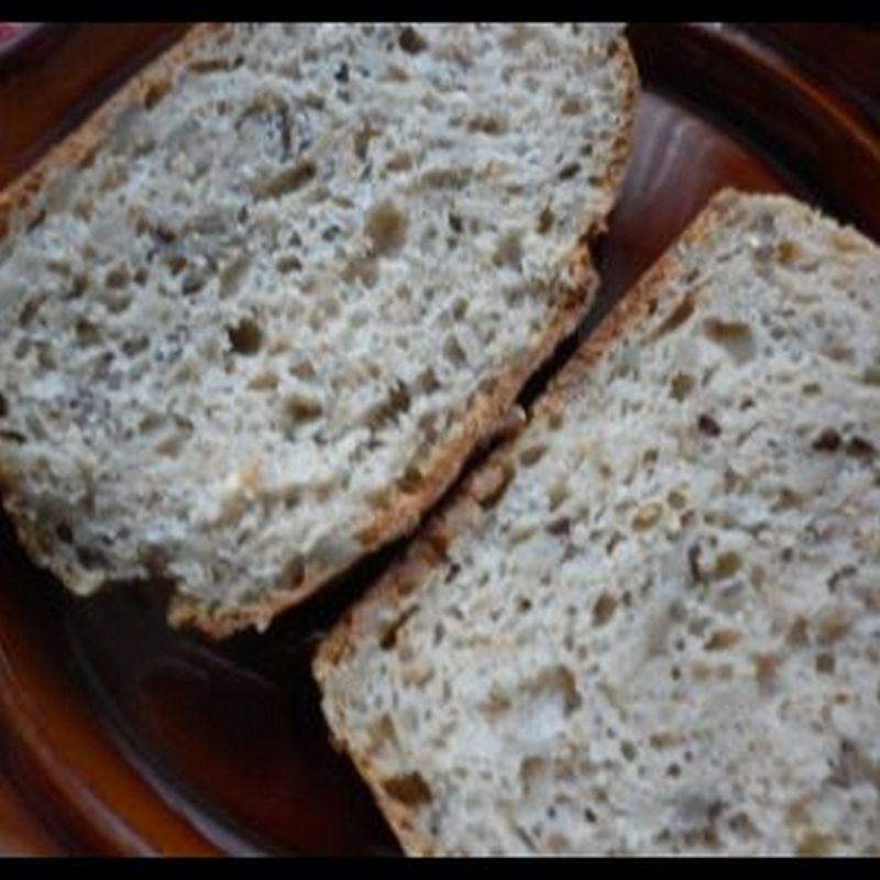 Chlebek wieloziarnisty na maślance Chlebek wieloziarnisty na maślance