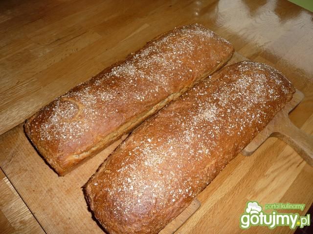 Chlebek z dodatkiem czosnku