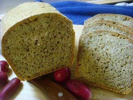 Chlebek z ziarnami